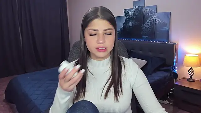 MaryMayson online show from November 21, 2025, 5:45 pm