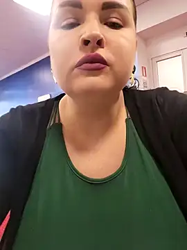 GeorgiaLerox online show from February 17, 2025, 12:38 pm