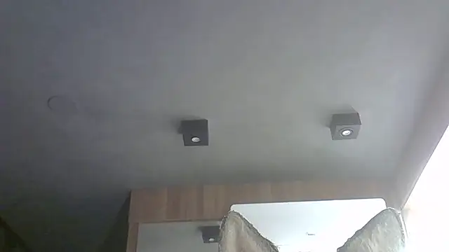 Skinny-Kitten online show from November 22, 2025, 10:52 pm