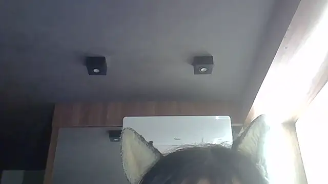 Skinny-Kitten online show from March 17, 2026, 12:13 am