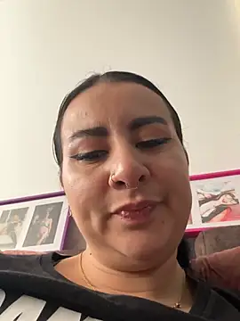 Abril Luv online show from March 20, 2026, 1:34 pm