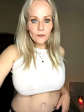 Sexual Lovable Doll online show from November 15, 2025, 9:41 pm