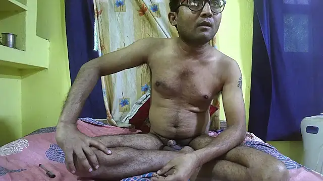 Snapshot of Cute_boy2000 chatting on January 15, 2025, 10:06 am Cute boy2000 online show from January 15, 2025, 10:06 am