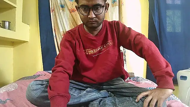 Snapshot of Cute_boy2000 chatting on January 17, 2025, 2:39 am Cute boy2000 online show from January 17, 2025, 2:39 am