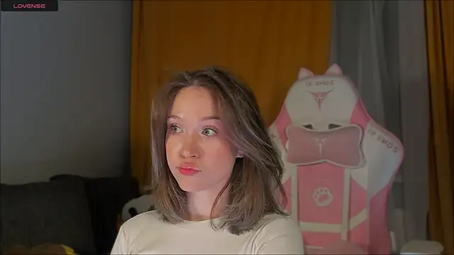 Amelia Lein online show from March 20, 2025, 1:35 am