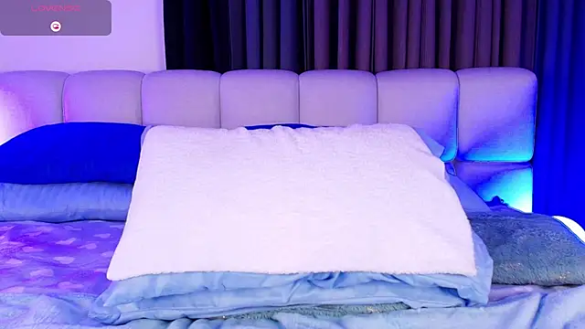 Snapshot of sweetieluna01 chatting on January 9, 2026, 8:49 pm sweetieluna01 online show from January 9, 2026, 8:49 pm