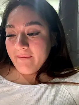 LuceroRm online show from October 10, 2025, 6:47 am