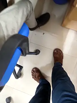 adicma123 online show from February 25, 2026, 6:02 am