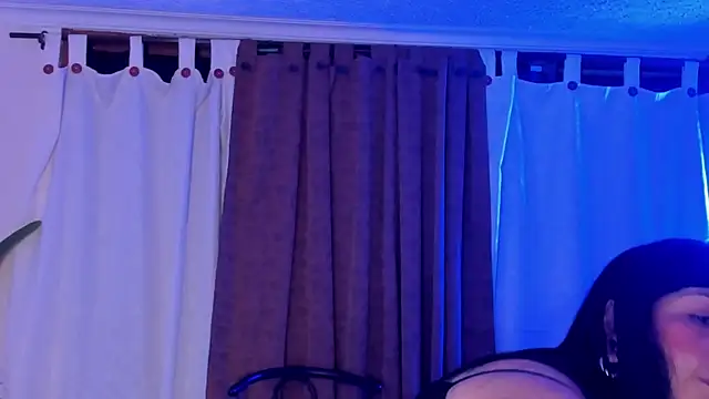 VampGirl1 online show from July 14, 2026, 1:27 am