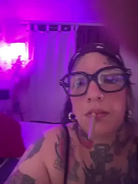 VampGirl1 online show from July 6, 2026, 1:29 pm