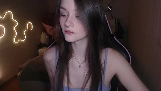 Snapshot of jeann_elsaa chatting on December 16, 2024, 5:49 am jeann elsaa online show from December 16, 2024, 5:49 am