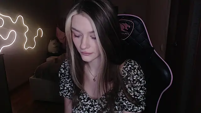 Snapshot of jeann_elsaa chatting on February 1, 2025, 3:52 am jeann elsaa online show from February 1, 2025, 3:52 am