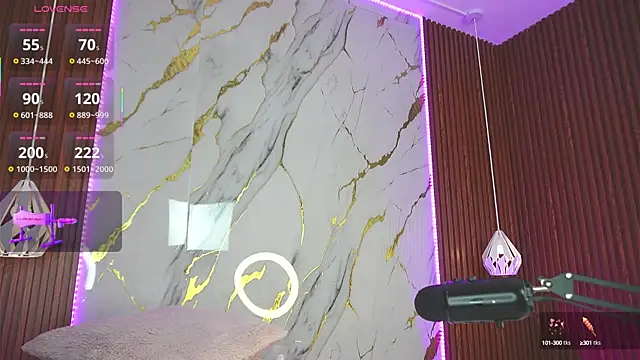 haylie  online show from March 8, 2025, 9:40 pm