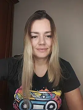 KrissSexi online show from November 29, 2025, 8:20 pm