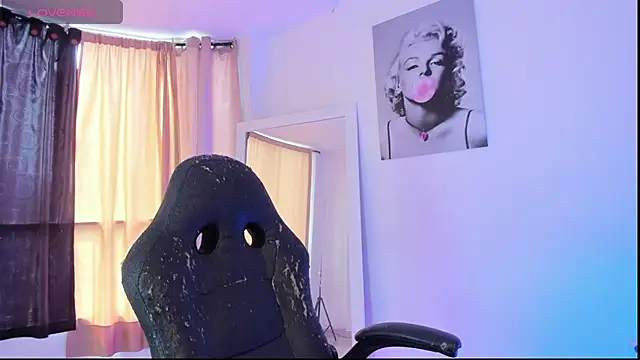 caroldirty online show from November 20, 2025, 6:08 pm