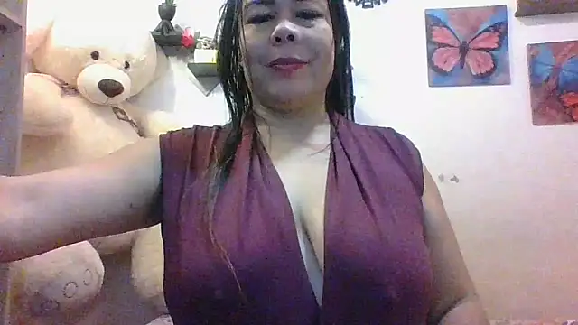 ChiaraFioree online show from October 2, 2025, 7:28 pm