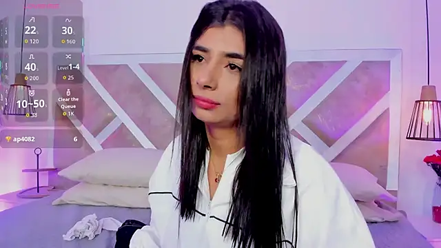 ZiaCalifa online show from April 10, 2026, 11:39 am