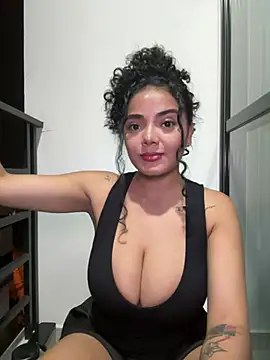 Snapshot of Mariecurl chatting on February 20, 2025, 2:29 am Mariecurl online show from February 20, 2025, 2:29 am
