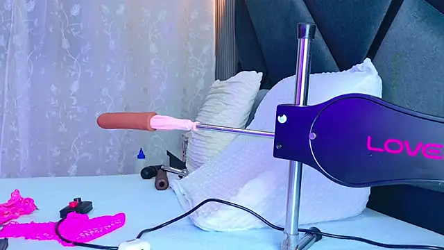 Snapshot of NathaxaLeans chatting on October 11, 2025, 11:44 am NathaxaLeans online show from October 11, 2025, 11:44 am