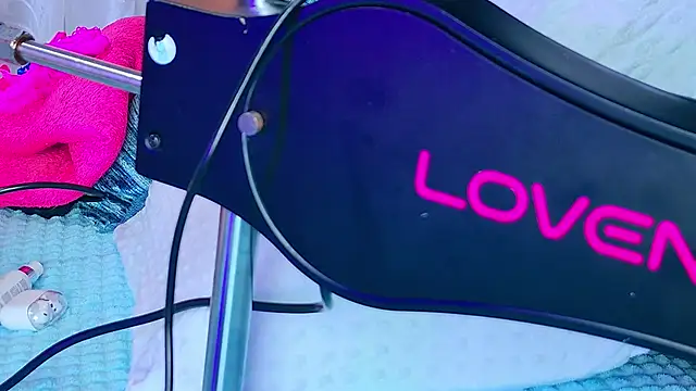 Snapshot of NathaxaLeans chatting on November 15, 2025, 11:36 am NathaxaLeans online show from November 15, 2025, 11:36 am