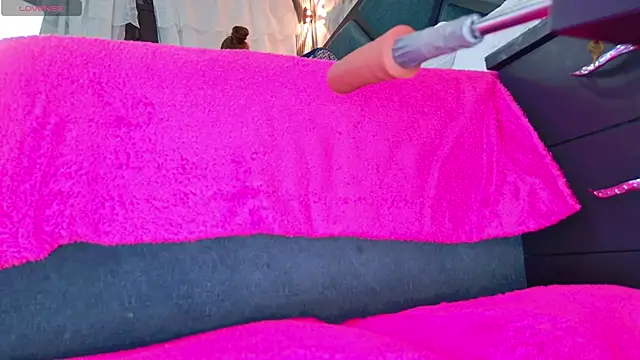 Snapshot of NathaxaLeans chatting on November 24, 2025, 11:54 am NathaxaLeans online show from November 24, 2025, 11:54 am