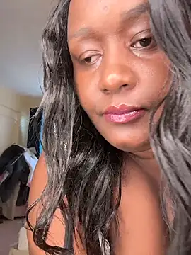 Snapshot of m_yummyshish chatting on November 5, 2025, 12:52 pm m yummyshish online show from November 5, 2025, 12:52 pm