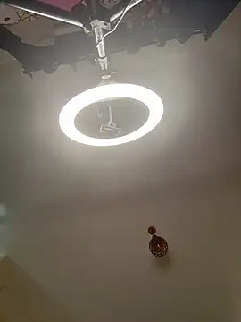 Snapshot of m_yummyshish chatting on January 8, 2026, 5:24 am m yummyshish online show from January 8, 2026, 5:24 am