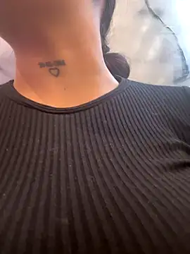 LunaBaker-1 online show from October 12, 2025, 7:59 pm