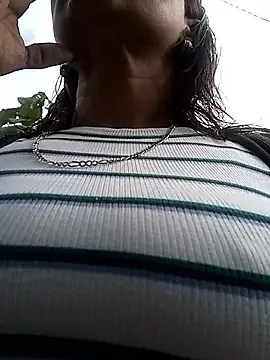 KaiicyQuuen online show from November 15, 2025, 12:42 pm