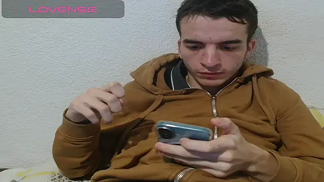 Tombgy07 online show from December 21, 2025, 5:58 pm