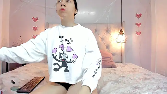 Snapshot of SakuraLee_ chatting on April 30, 2026, 1:40 pm SakuraLee online show from April 30, 2026, 1:40 pm