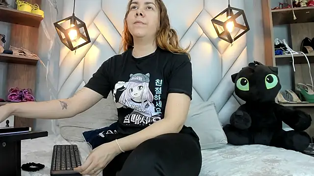 SakuraLee  online show from March 15, 2025, 7:48 pm