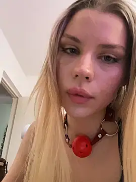 Snapshot of KittyKatyDream chatting on June 16, 2026, 12:49 pm KittyKatyDream online show from June 16, 2026, 12:49 pm