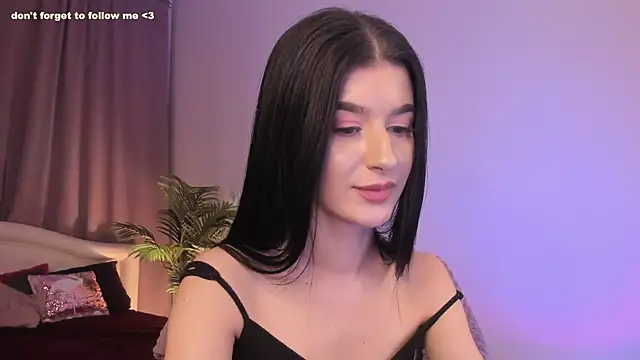 Snapshot of LauraCoy chatting on December 26, 2024, 3:38 am LauraCoy online show from December 26, 2024, 3:38 am