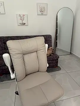 Megan lu2 online show from February 19, 2026, 7:11 pm