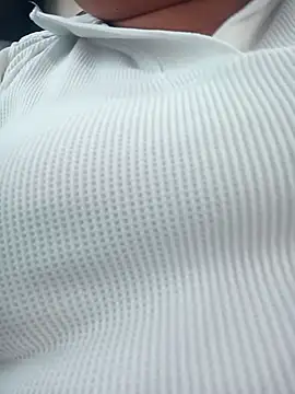 HORNY MATURE25 online show from October 31, 2025, 1:30 pm