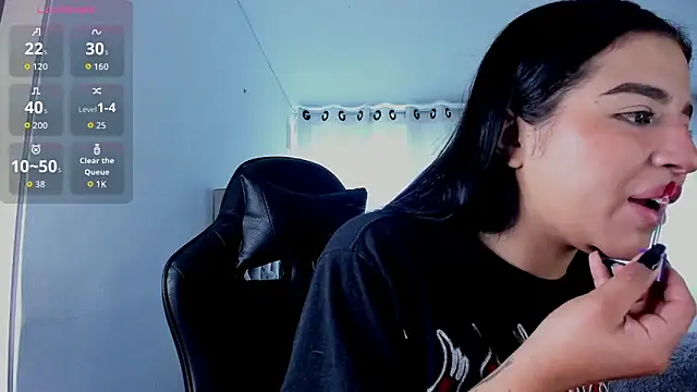 aliice walker  online show from February 24, 2026, 5:58 pm