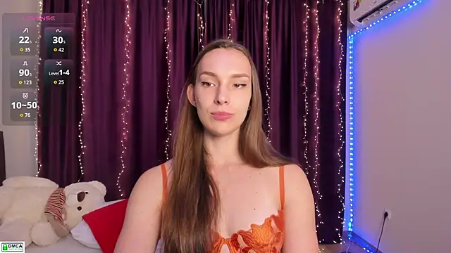 goodnightkitty online show from May 14, 2026, 10:07 pm