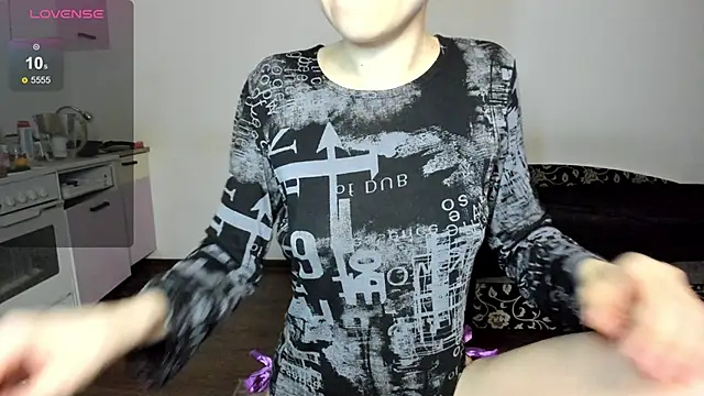 KitsuneRem online show from September 23, 2025, 8:16 pm