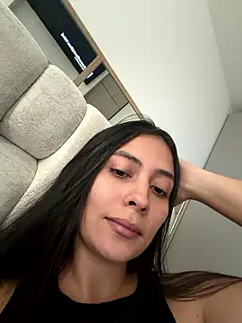 Sophie  Foxxx online show from January 7, 2026, 8:58 pm