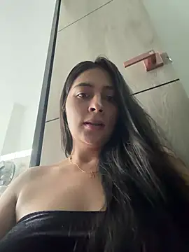 Snapshot of Sophie__Foxxx chatting on April 20, 2026, 3:35 pm Sophie Foxxx online show from April 20, 2026, 3:35 pm