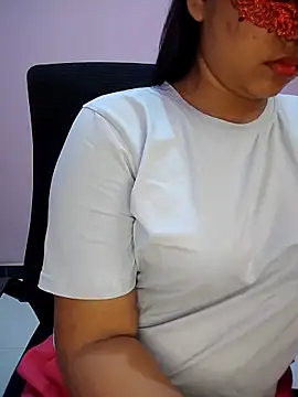 Rose Olivia online show from September 14, 2025, 3:56 pm