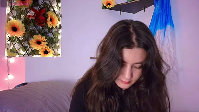 kisstarxxx online show from February 24, 2026, 4:57 am