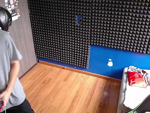 Snapshot of Curly_Angel24 chatting on January 9, 2026, 7:32 pm Curly Angel24 online show from January 9, 2026, 7:32 pm