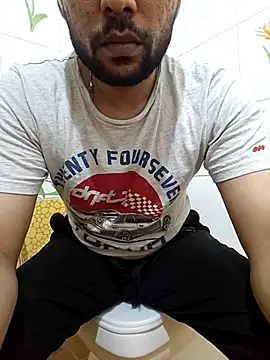 Snapshot of Casting_Design chatting on October 13, 2025, 12:45 am Casting Design online show from October 13, 2025, 12:45 am