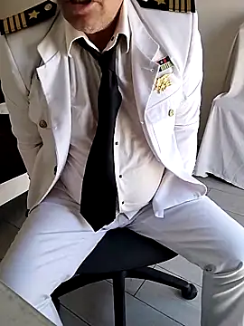 MiguelBISEX online show from October 4, 2025, 3:02 pm