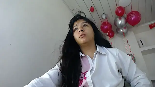 Charis 21 online show from November 14, 2025, 9:13 am