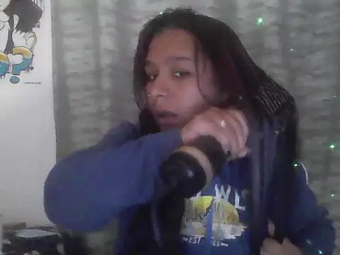 Snapshot of Charis_21 chatting on July 2, 2026, 11:22 pm Charis 21 online show from July 2, 2026, 11:22 pm