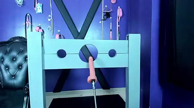 Sunny n Mia online show from December 7, 2024, 1:57 pm