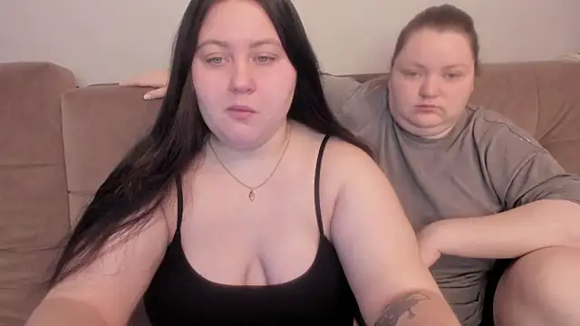 ihaveasecret  online show from September 17, 2025, 11:40 pm